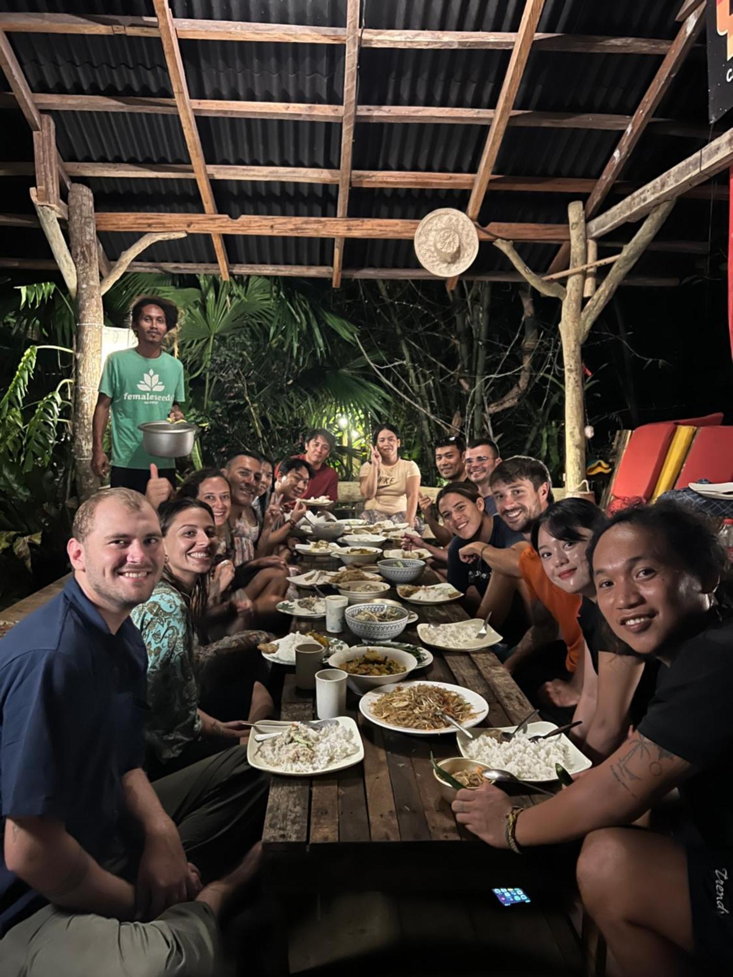 Peaceland Hostel Panglao Extérieur photo