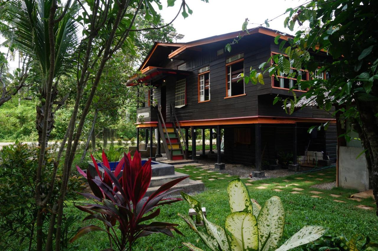 Peaceland Hostel Panglao Extérieur photo